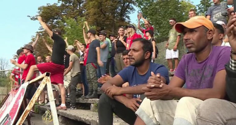 Preko leđa migranata 'spašavaju' FK 'Jedinstvo' Bihać
