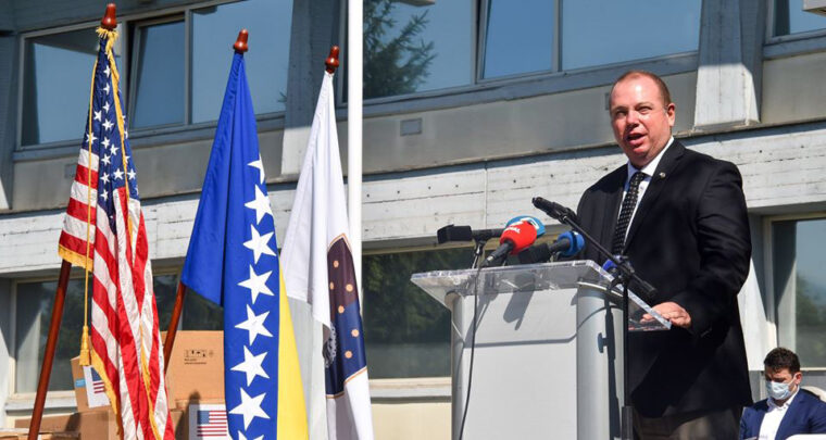 Da li je Eric Larson za borbu protiv korupcije spreman?