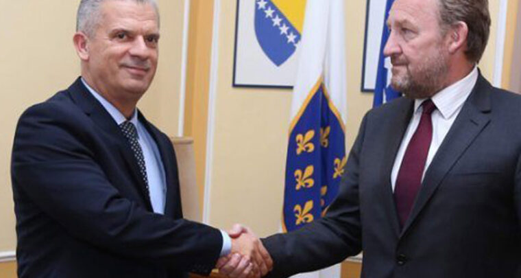 Fahro i Bakira na 'ašik-kaldrmi'