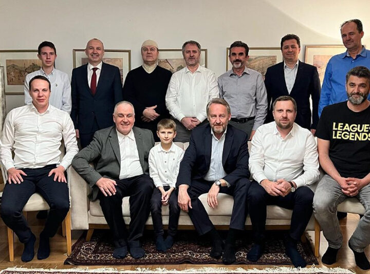 Sicilijanska familija na iftaru