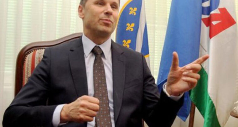 Pomoć države kao manipulacija