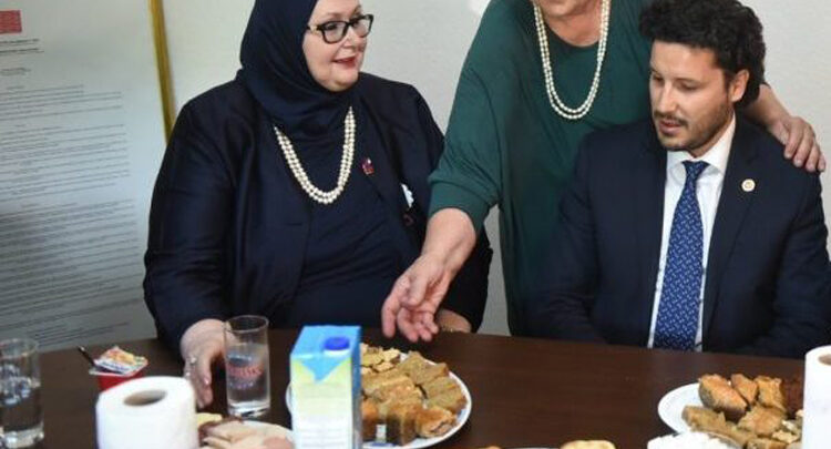 'Em Milo, 'em drago, 'em Munira