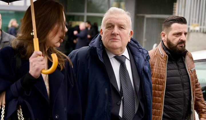 Isto pravosuđe-dva aršina