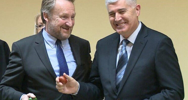 Rat sa slikama