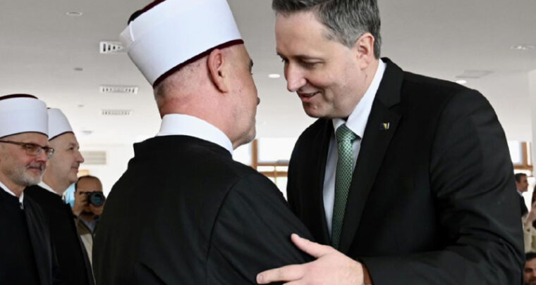 Najdraža rapsodija u nekoliko činova