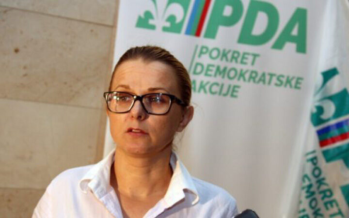 Najezda 'Bogova' u parlamentarnim klupama