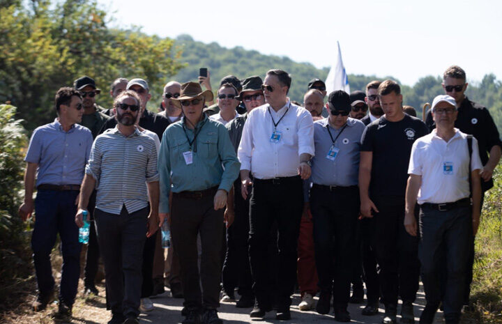 Nema smiraja za žrtve genocida - od političara