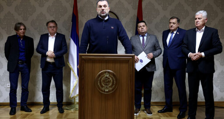 Država kao 'Komunalno' : čisti se bagerom, gumicom, metlom