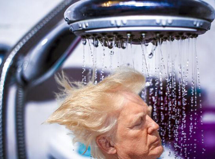 Trump 'pod tušem'