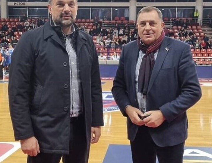 Ko 'tuče' Dodika : država ili 'trojka'?