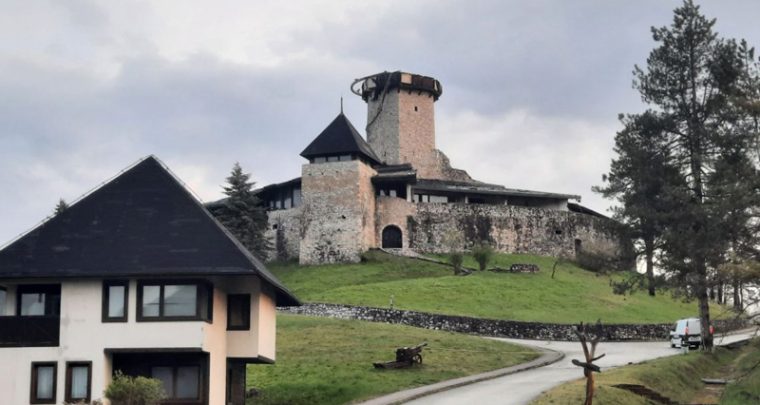 (Ne)kulturni Centar u Velikoj Kladuši