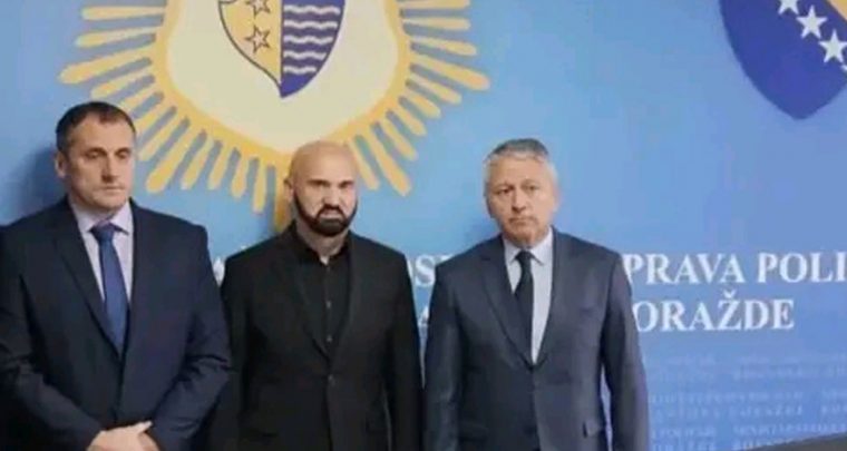 Ratnom kamerom do fotelje ministra