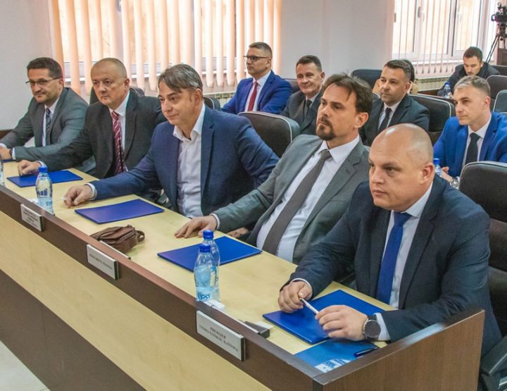 Po radu među najgorima, po platama - 'šampioni'