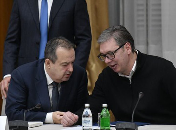 Kako prepoznati kad će izbori u Srbiji?
