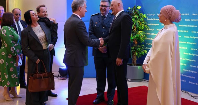 Kuća, pos'o, džamija i Zukanova 'jalija'
